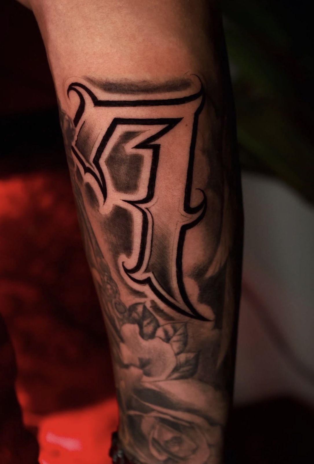 Freehand Lettering · Black & Grey · Fine Line tattoo by Damien