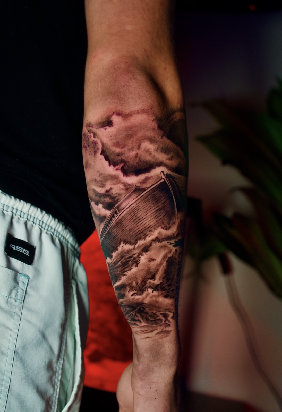 Freehand Lettering · Black & Grey · Fine Line tattoo by David