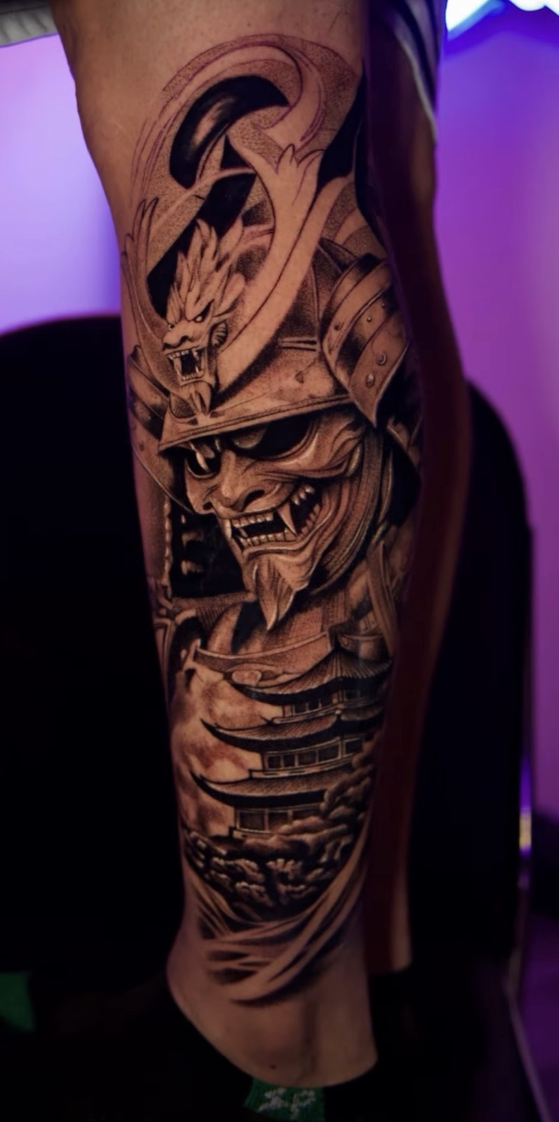 Black & Grey Realism · Stipple Shading · Fine Line tattoo by Henry