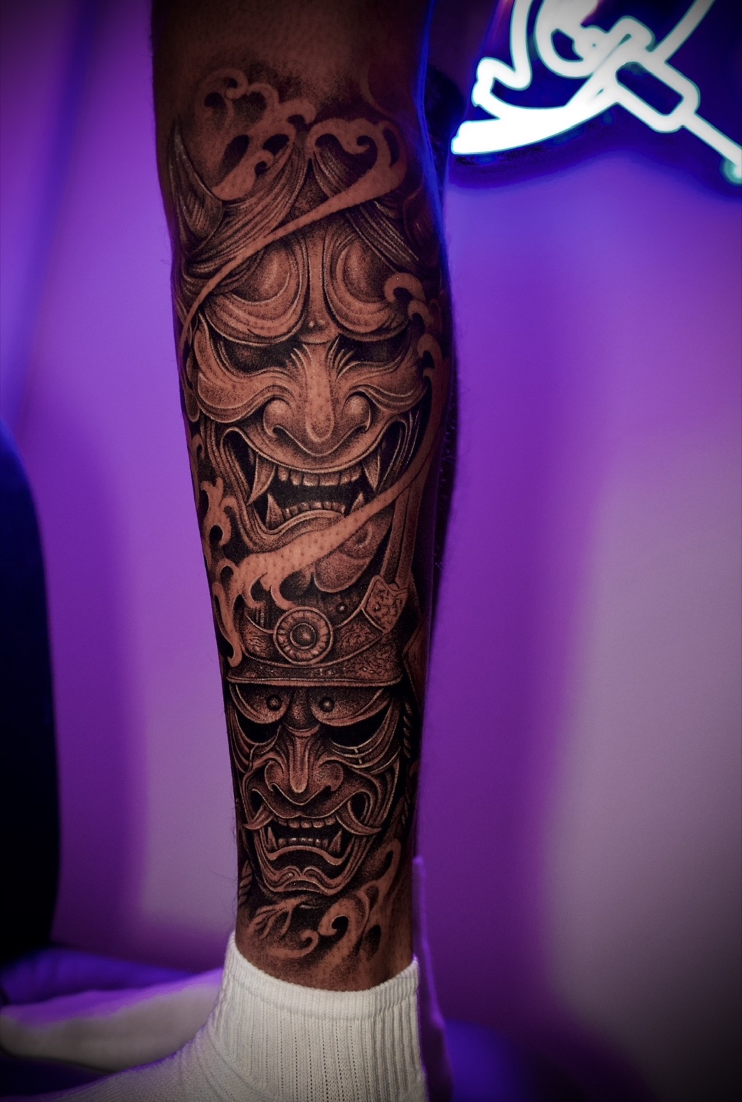 Black & Grey Realism · Stipple Shading · Fine Line tattoo by Henry