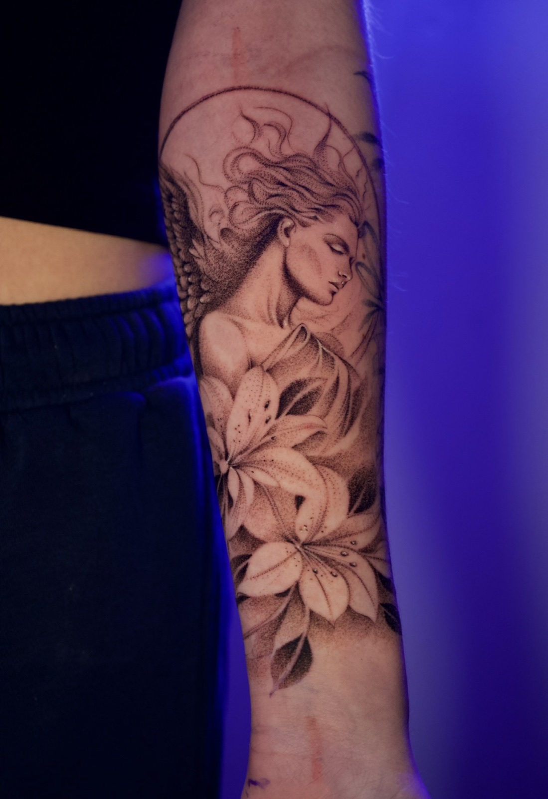 Black & Grey Realism · Stipple Shading · Fine Line tattoo by Henry