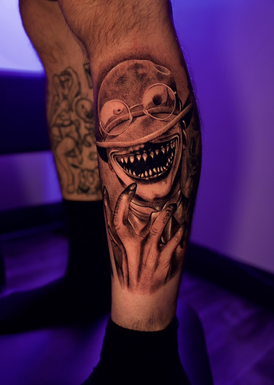Black & Grey Realism · Stipple Shading · Fine Line tattoo by Henry