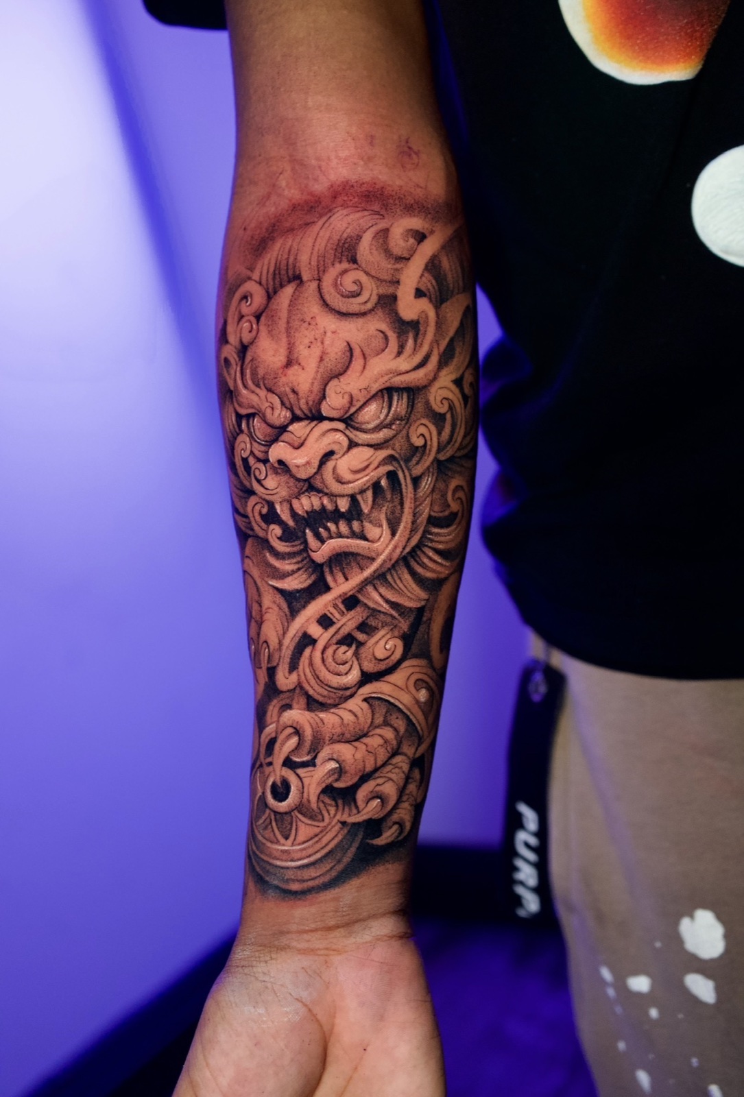 Black & Grey Realism · Stipple Shading · Fine Line tattoo by Henry
